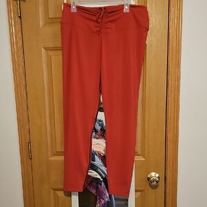 PINK Victoria's Secret Dark Coral Leggings